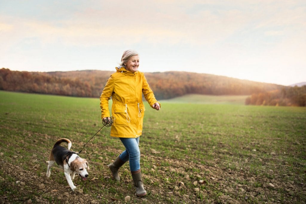 woman walking do hobbies for seniors