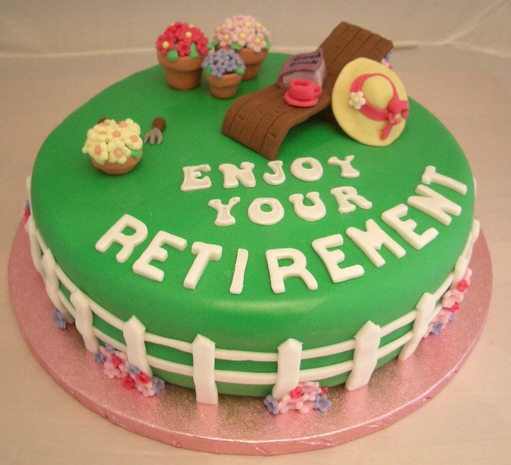 green cake what to write on a retirement cake